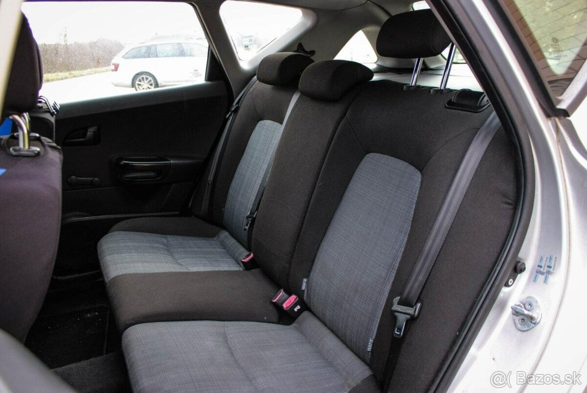 Kia Cee´d SW 1.4 CVVT 16V LX - 20