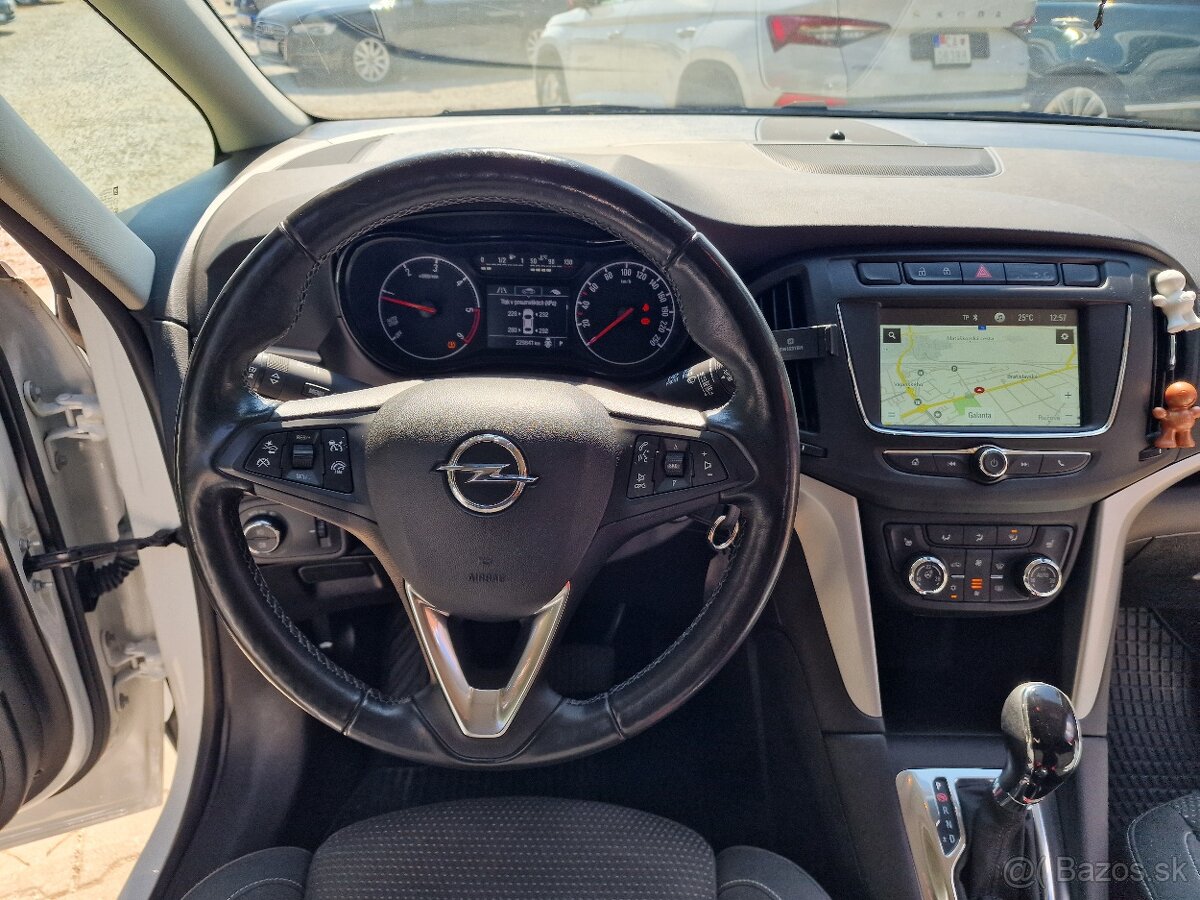 Opel Zafira Tourer 2.0 CDTi 131k A/T6 innovantion (diesel) - 20