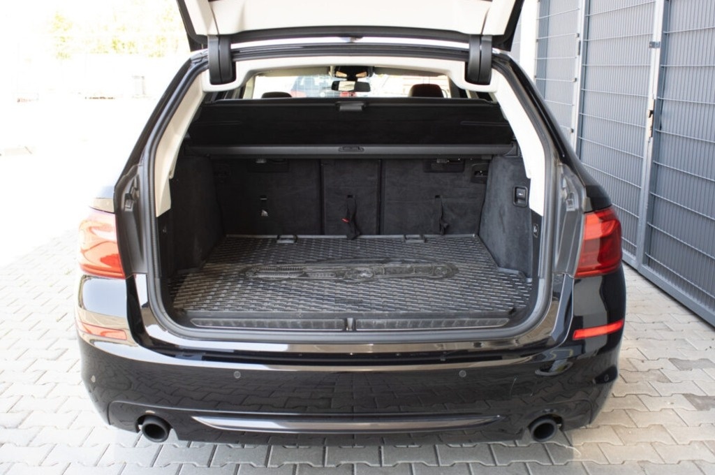 BMW 520d xDrive Touring z roku 2018 - 20