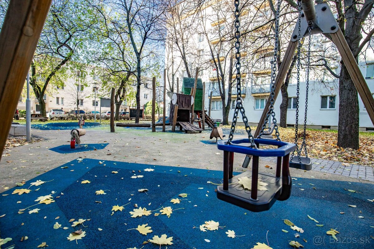 3-izb. byt v Trnave na HOSPODÁRSKEJ ul., 59 m2, balkón - 20