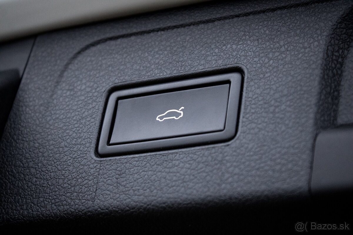 Volkswagen Passat Variant 2.0 BiTDI R-Line 4MOTION DSG - 20