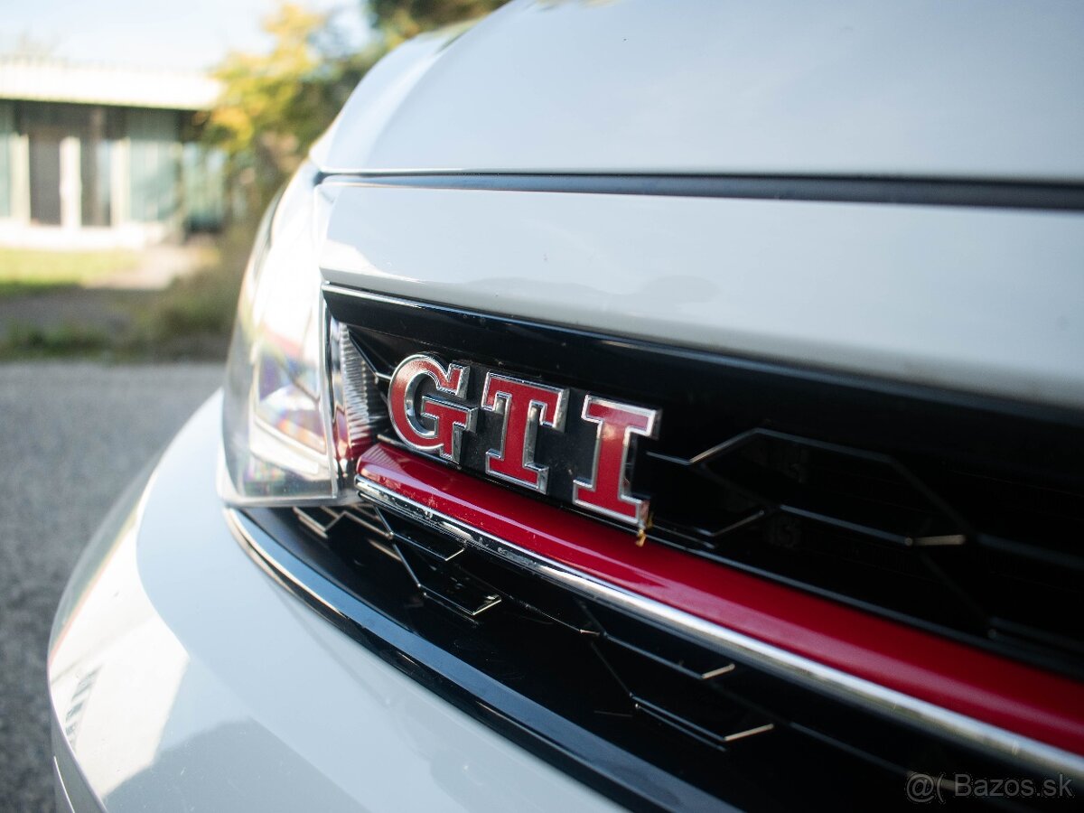 Volkswagen Polo GTI 2.0 TSI DSG - 20