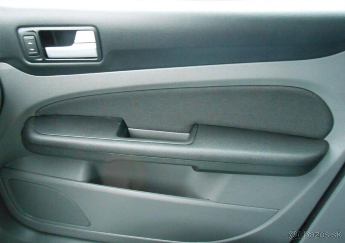 Ford Focus 1,6 74 kW KLIMA Serviska benzín - 20