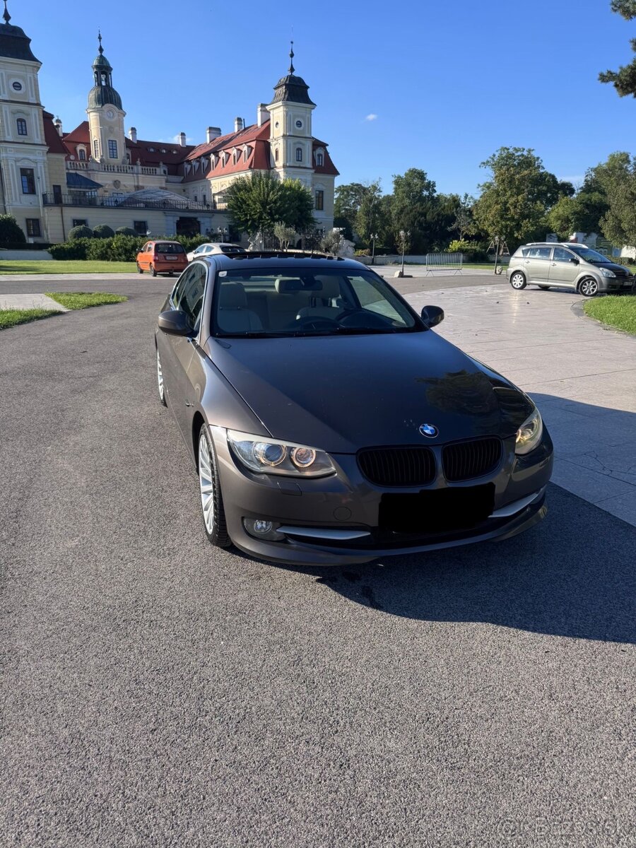 BMW 320d 3 Coupé 2011 - 20