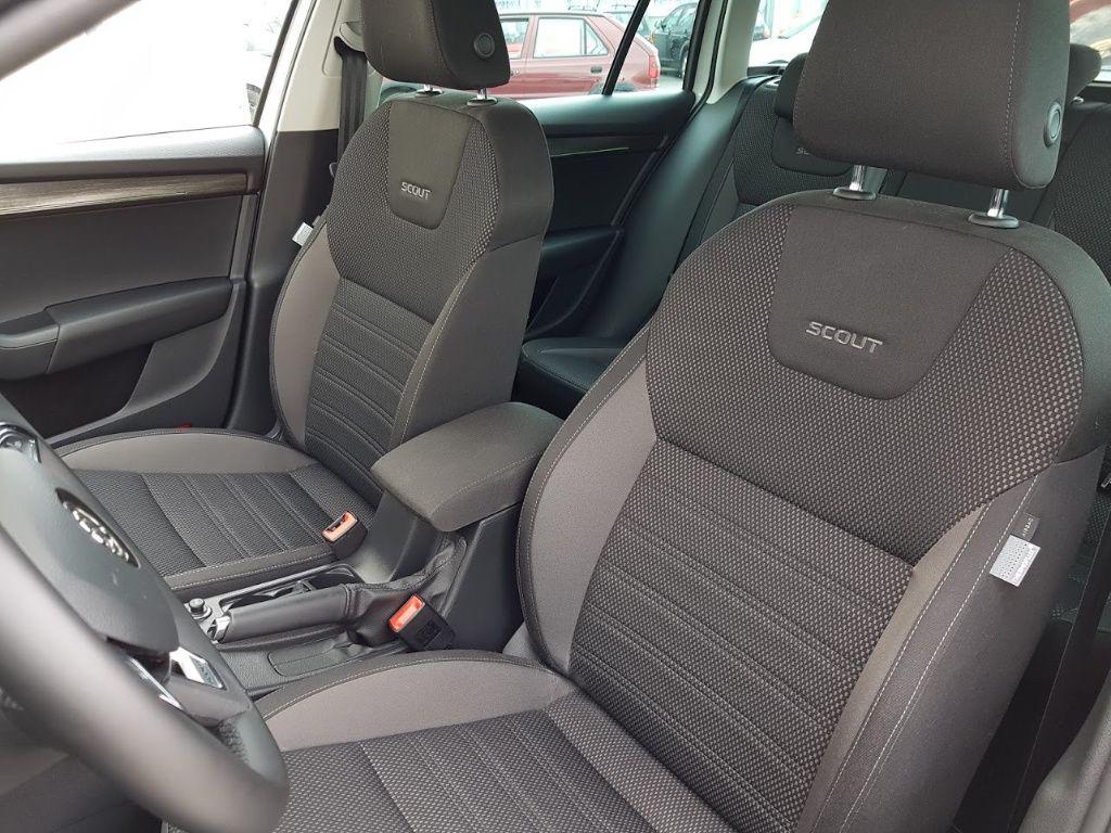 Škoda Octavia Scout - 20