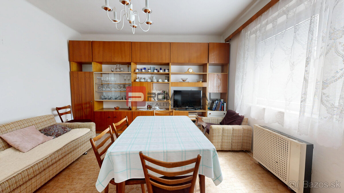 PREDAJ - Rodinný dom v meste Gbely - 20