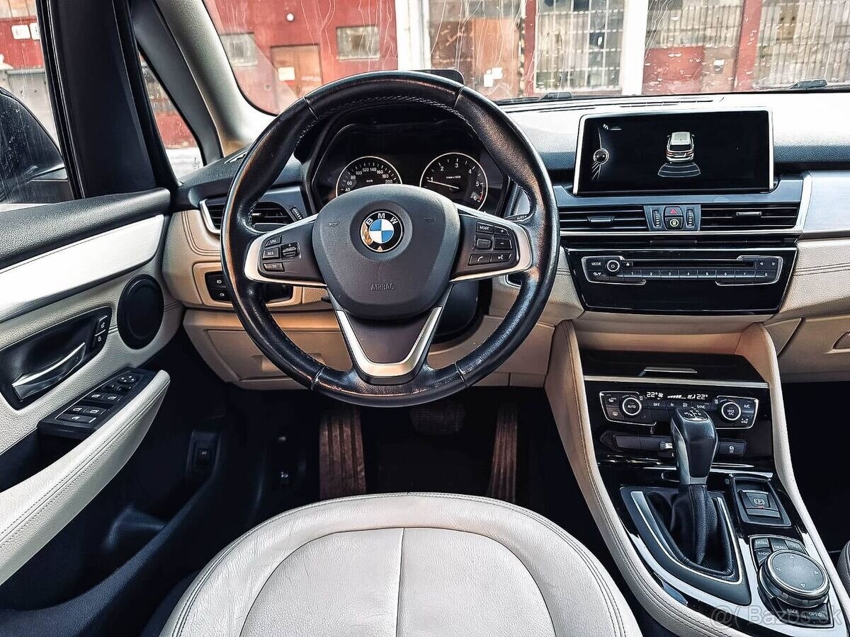 BMW Rad 2 Active Tourer 2 218d Luxury Line A/T - 20