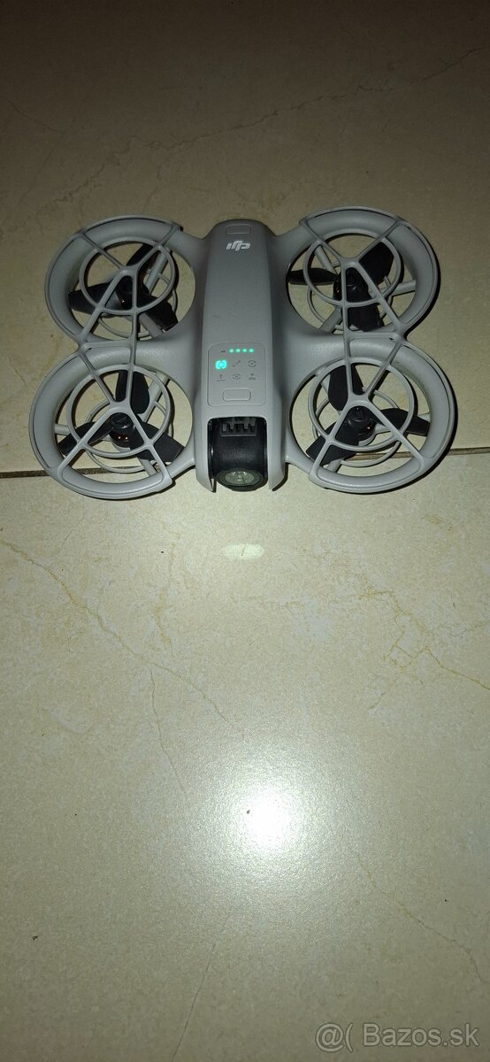 Dron dji neo - 20