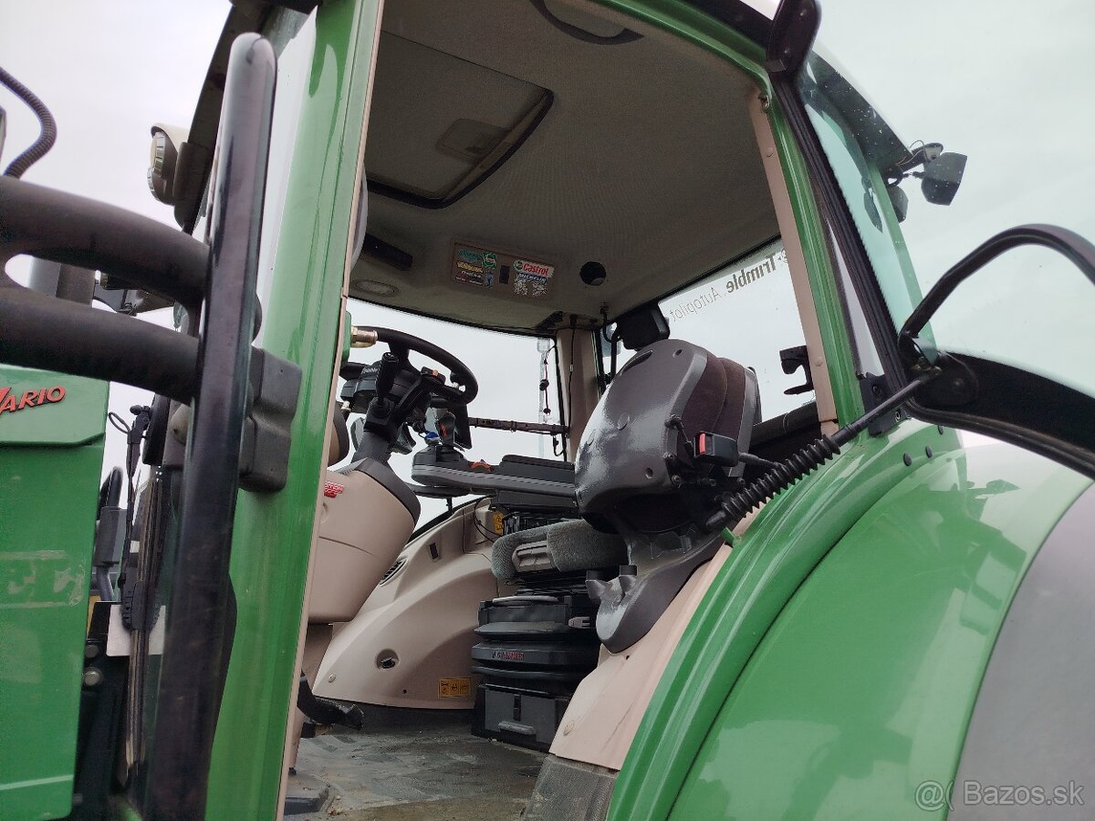 traktor FENDT 824 VARIO - 20