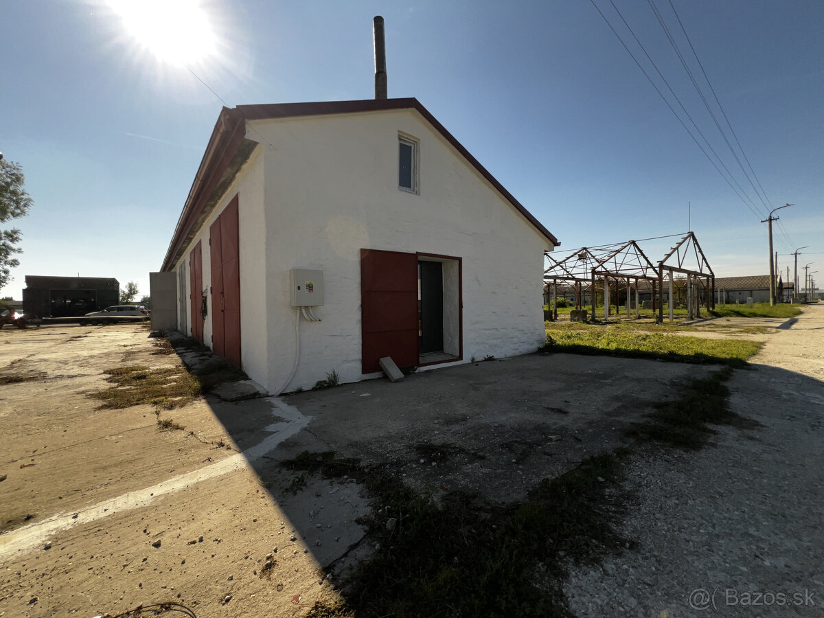 Zaujímavá príležitosť–priemyselný park Štvrtok na Ostrove. - 20