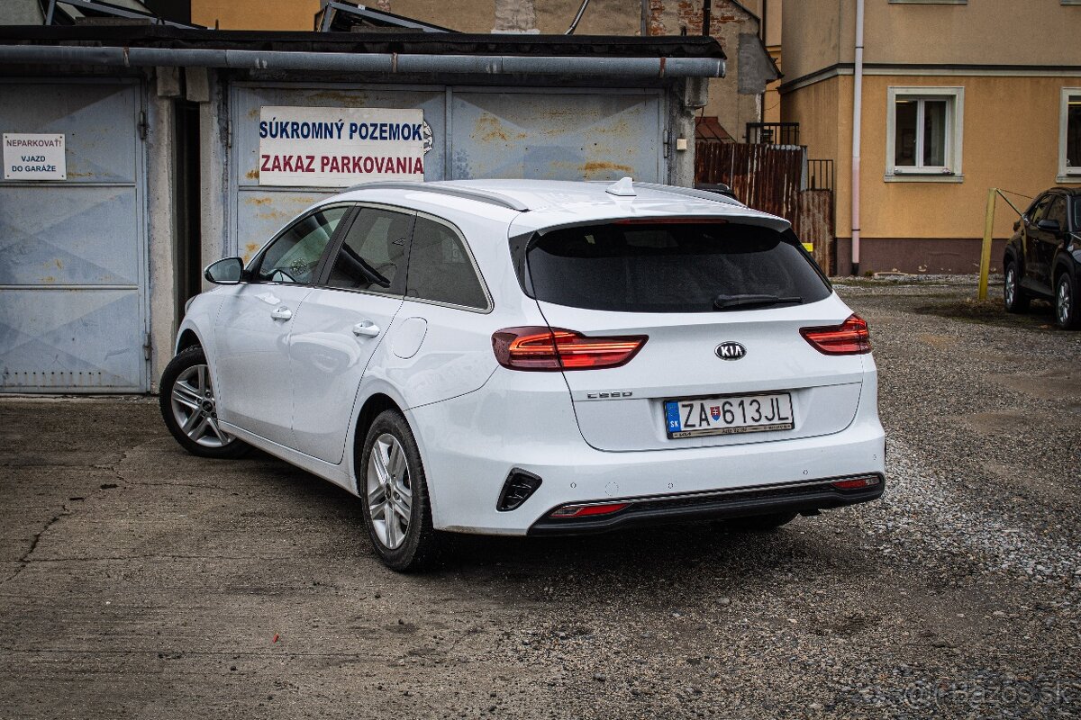 Kia Ceed SW 1.5 TGDi Silver, 1. Majiteľ, Navi,Kamera,Connect - 20