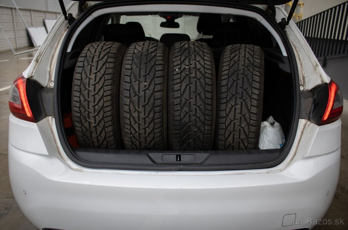 Peugeot 308 1.6HDi Allure 88kW - 20