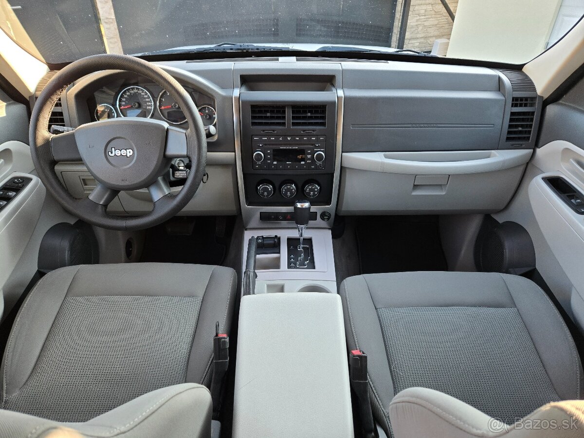 Jeep Cherokee KK - 20