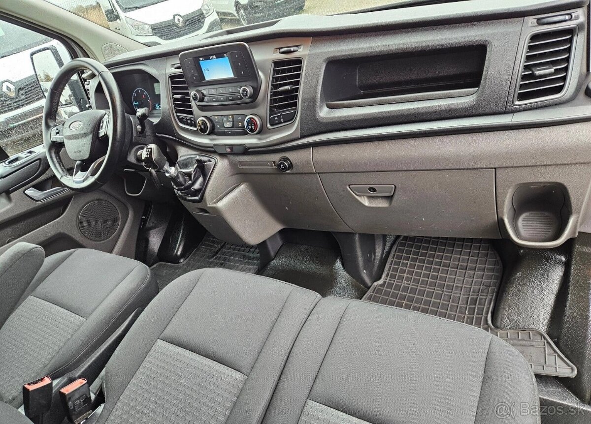 Ford Transit Custom L2H1 2.0TdCi/131 koni - rok 2021 - 20
