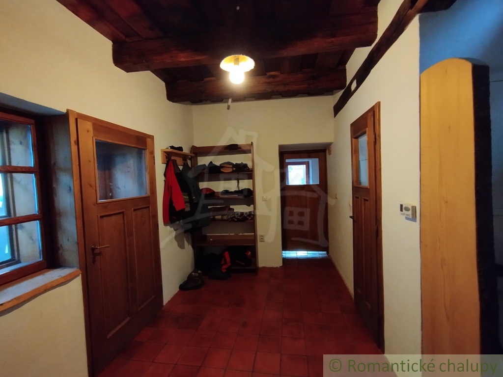 Chalupa v Blatnici – historický dom po rekonštrukcii v srd - 20