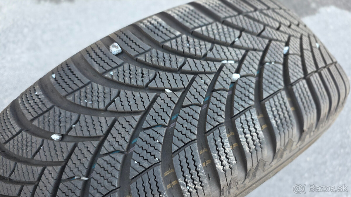 Mazda 3 ,2.0 Skyactiv -G120 Revolution 88kW - 20