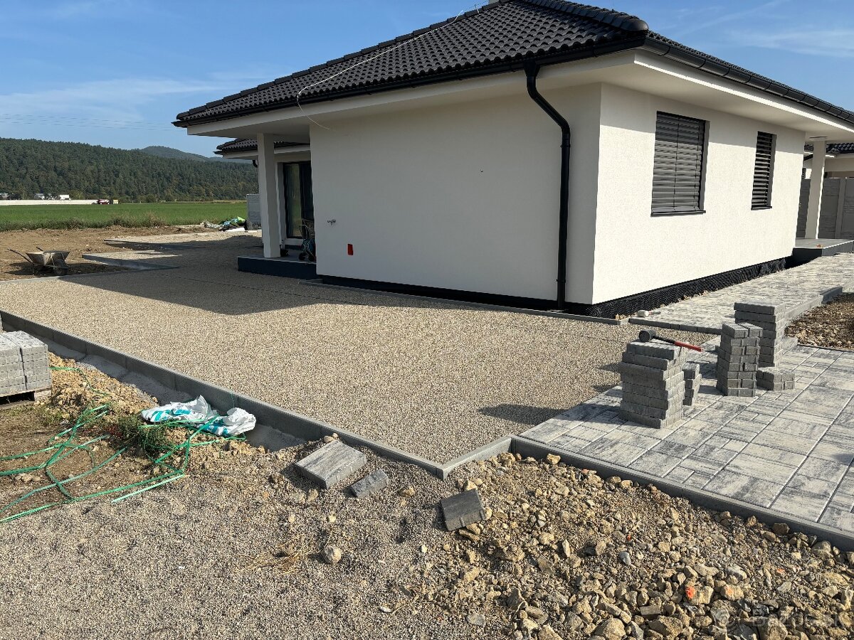 Zamková dlažba,ploty - 20