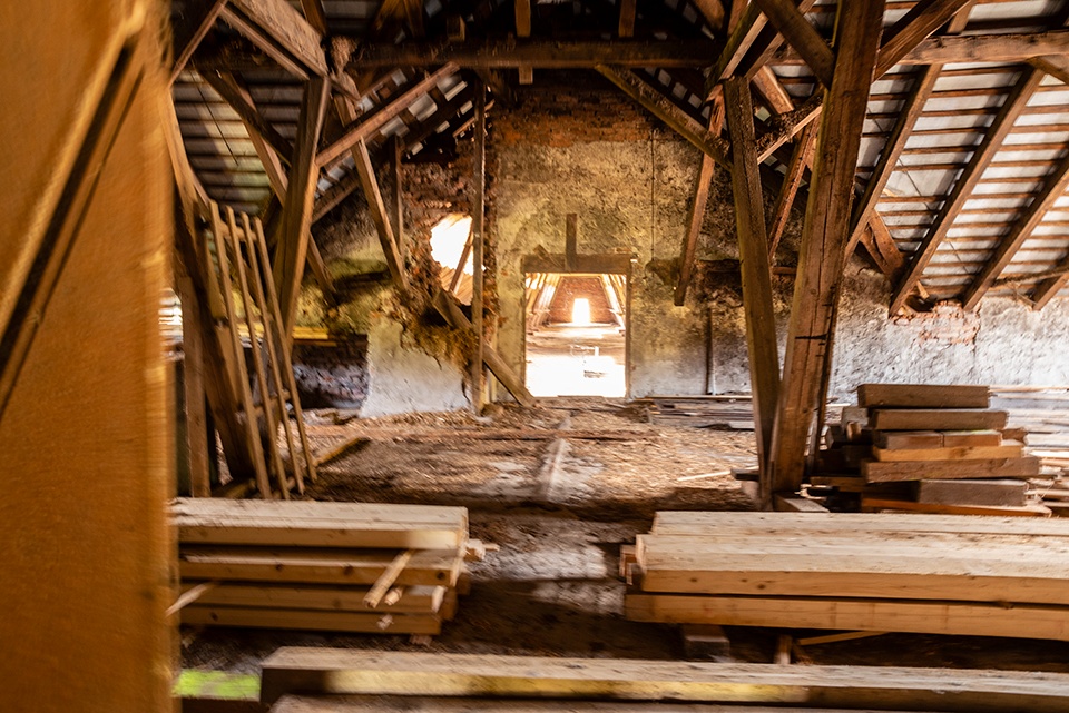 POĽNOHOSPODÁRSKA BUDOVA V OBCI CIGLA - 20