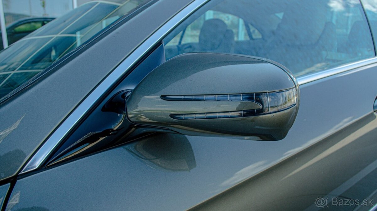 Mercedes-Benz E trieda Kupé 350 CGI Blue - 20