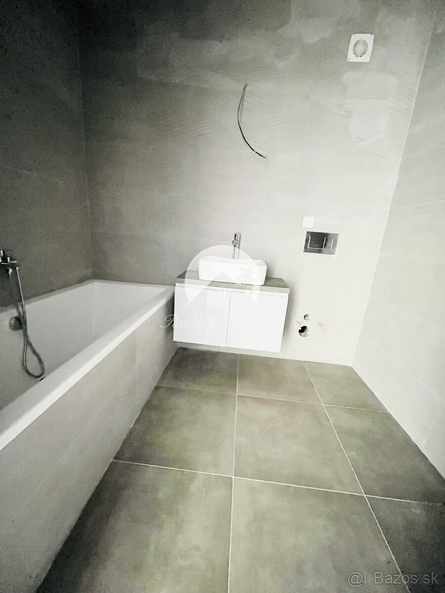 Reality KOMPLEX s.r.o., Vám ponúka na predaj moderný 3-izbov - 20