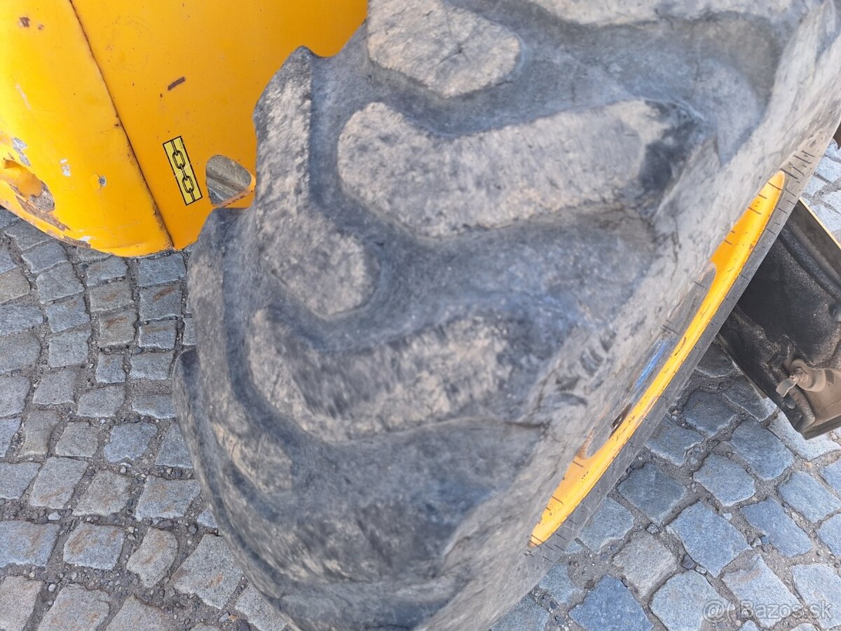 JCB 2CX - 20