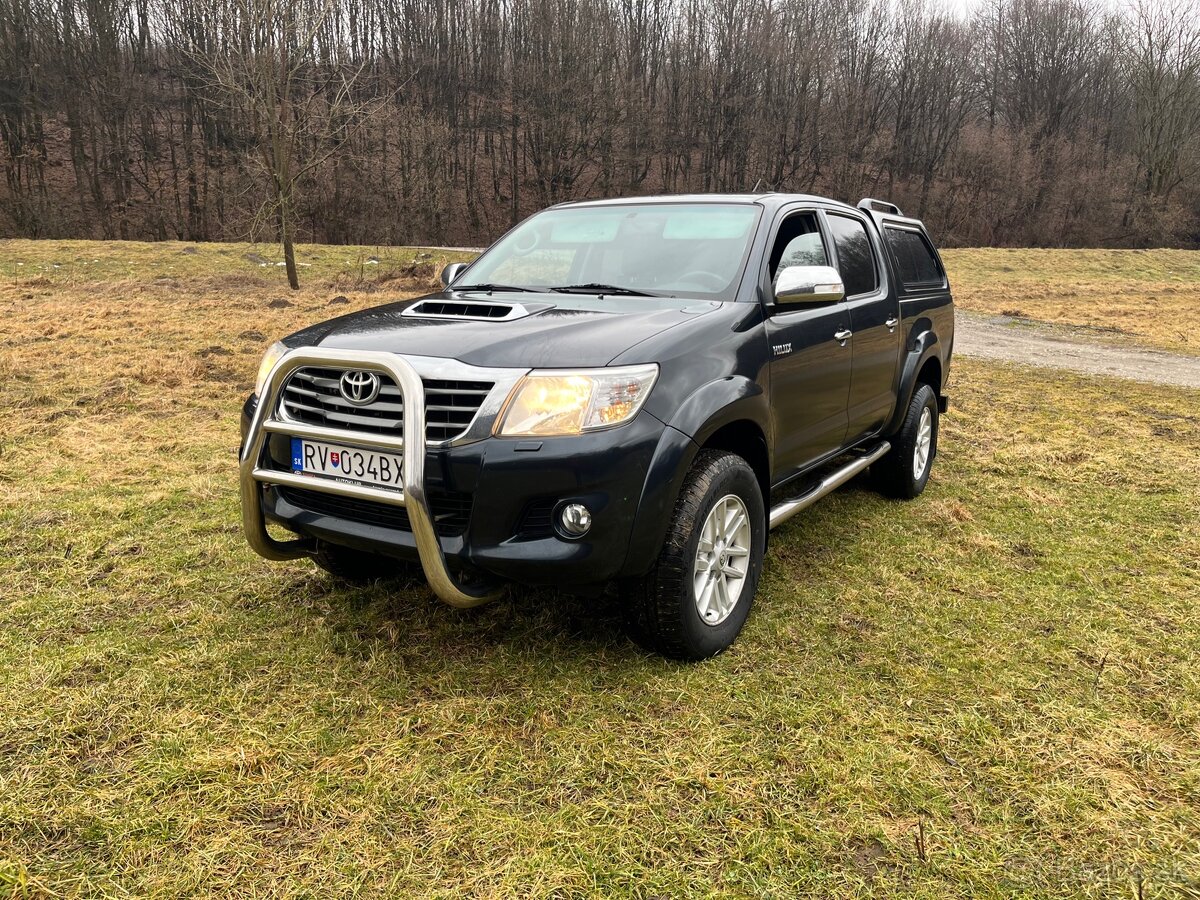 Toyota Hilux 2,5 - 20