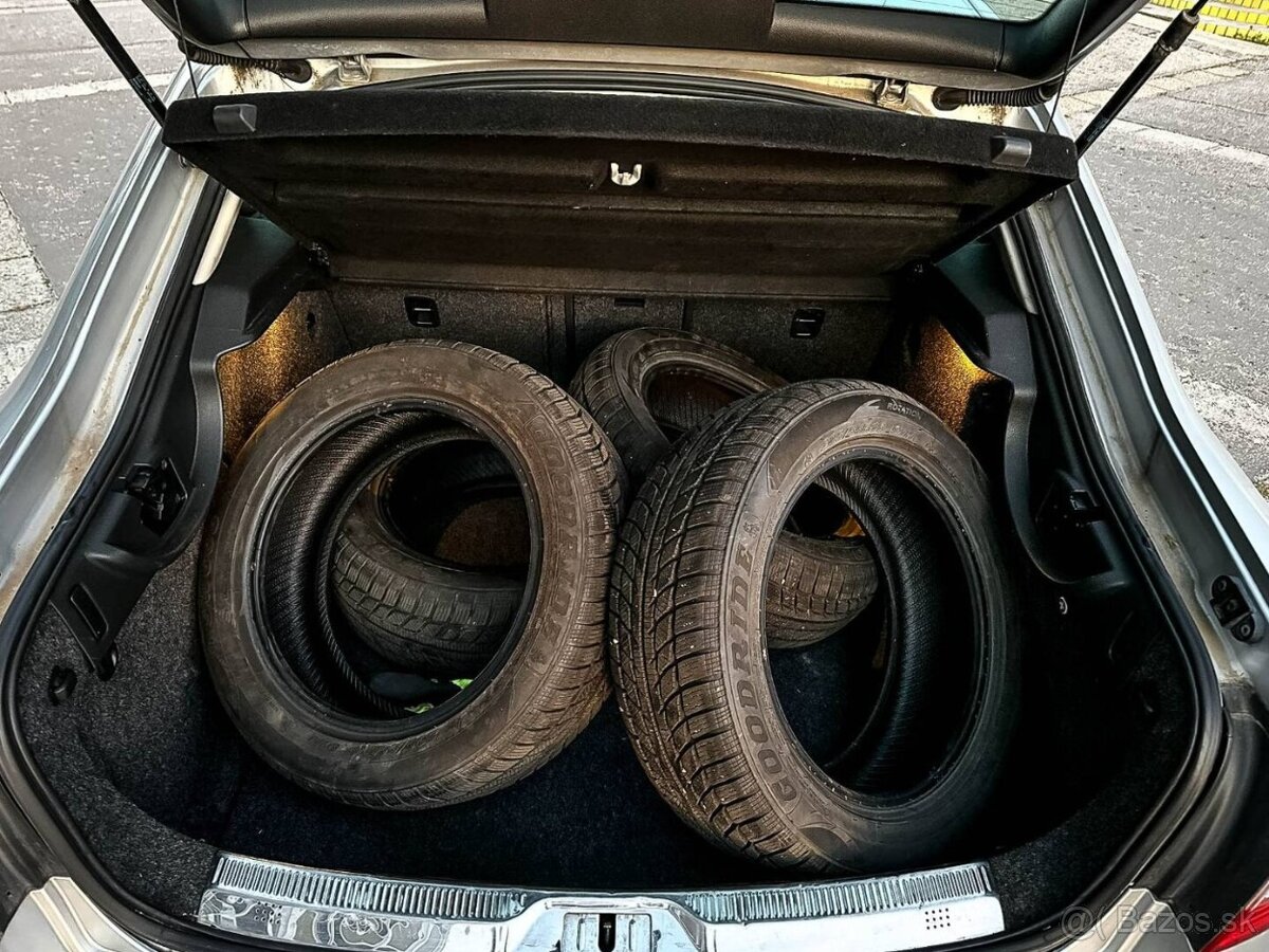 Škoda Superb 1.6 TDI CR DPF Ambition - 20