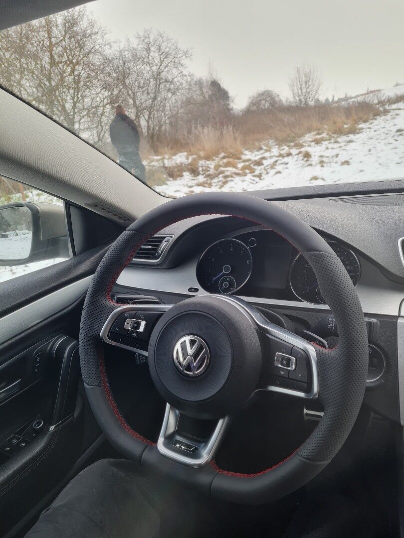 VOLANT VOLKSWAGEN R RLINE kožený ČERVENÉ PREŠÍVANIE - 20