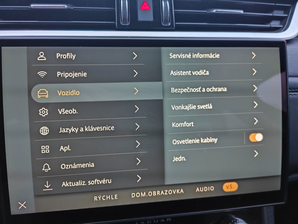 Jaguar f-pace 2.0d i4 d165 mhev s awd a/t - 20