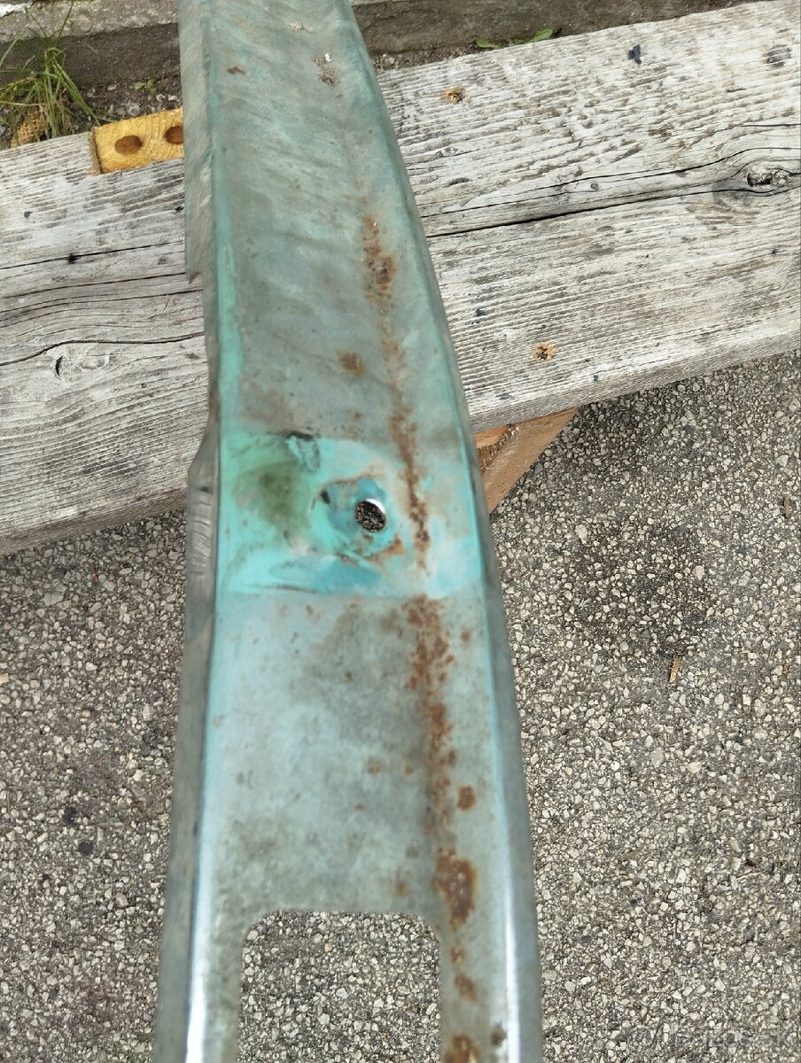 Predny naraznik 105 120 100 110 - 20