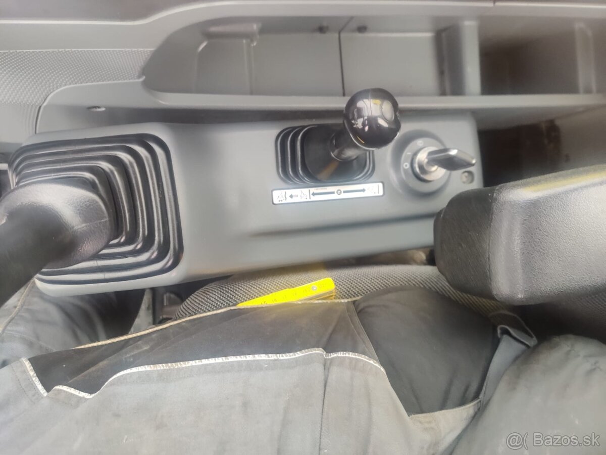 Pásový minibagr DOOSAN DX85R-3 - 20