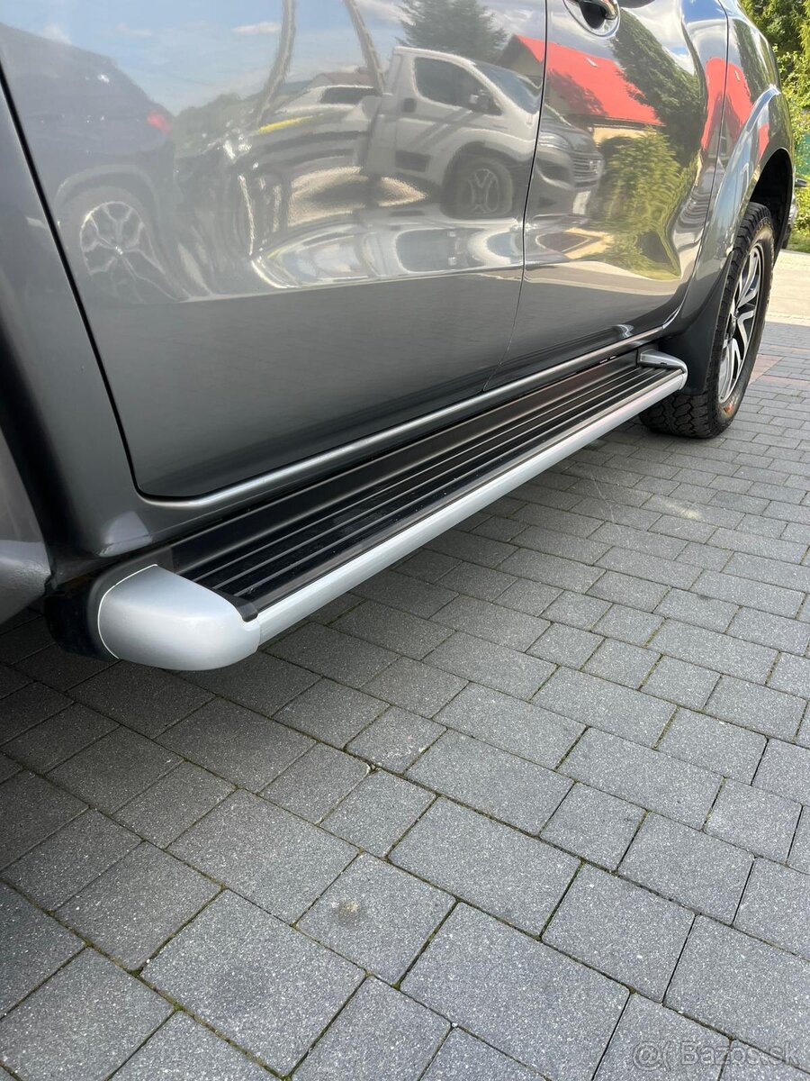 Nissan Navara Double Cab 190 - 20