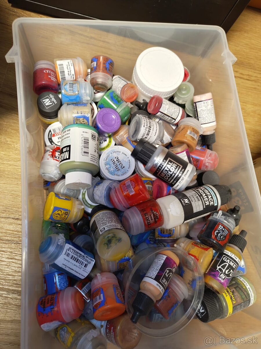 Sada airbrush pištolí (7 ks) s kompresorom a príslušenstvom - 20