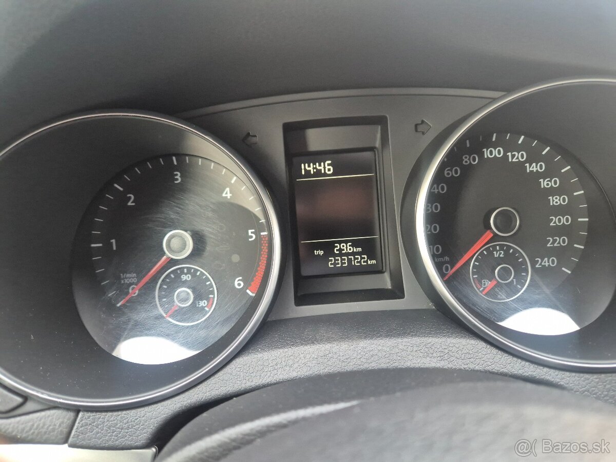 VOLKSWAGEN GOLF VI 1.6TDI 66KW - 20