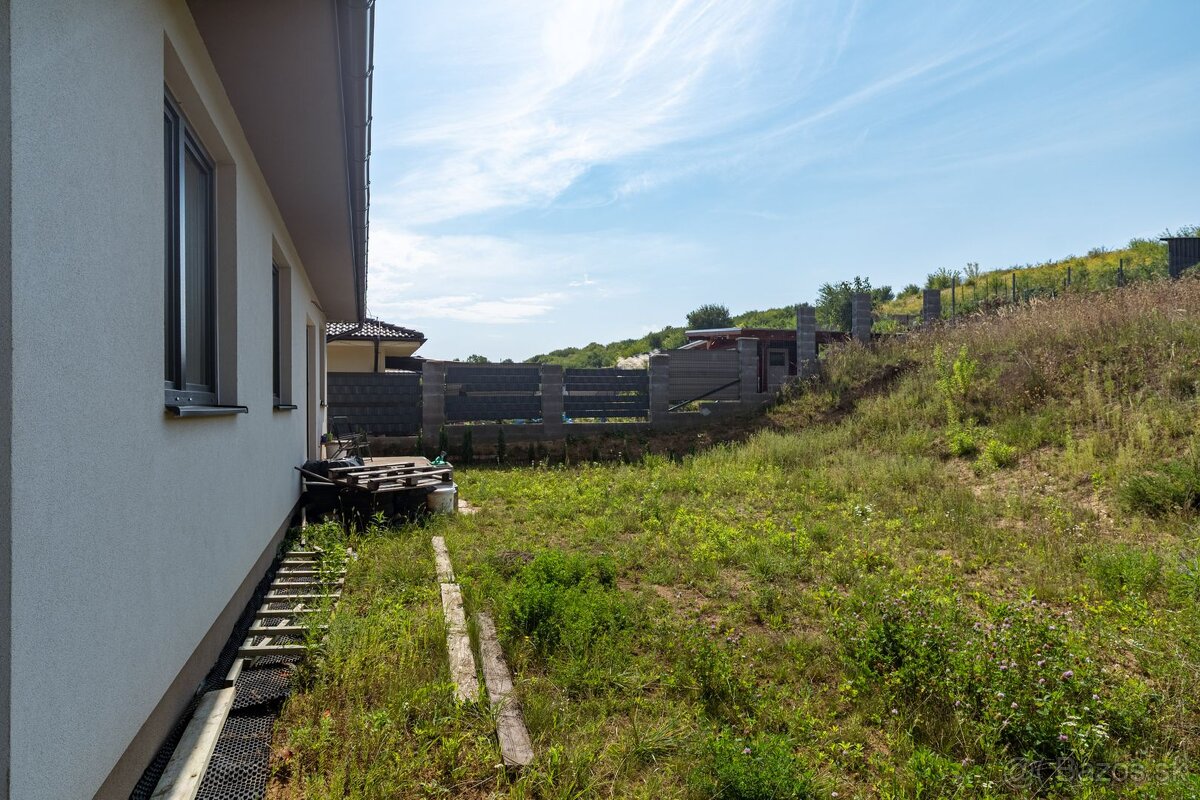NA PREDAJ NOVOSTAVBA RODINNÉHO DOMU V OBCI GYŇOV - 20
