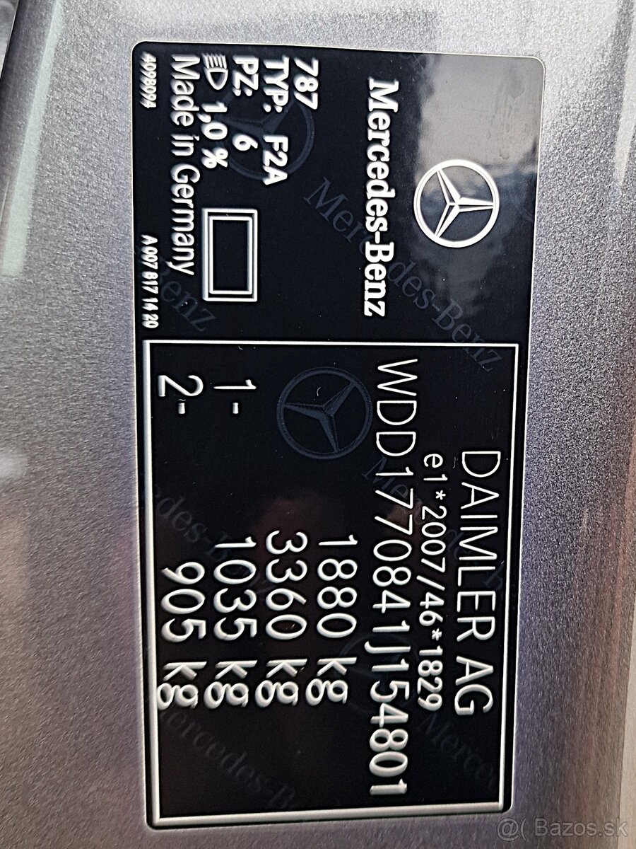 MERCEDES-BENZ A TRIEDA 180 /T - 20