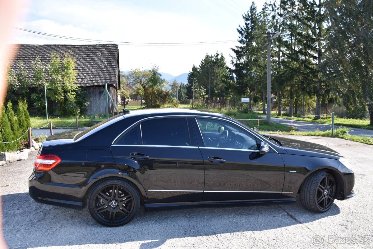 Mercedes-Benz E trieda Sedan 350 CDI Blue Elegance 4matic - 20