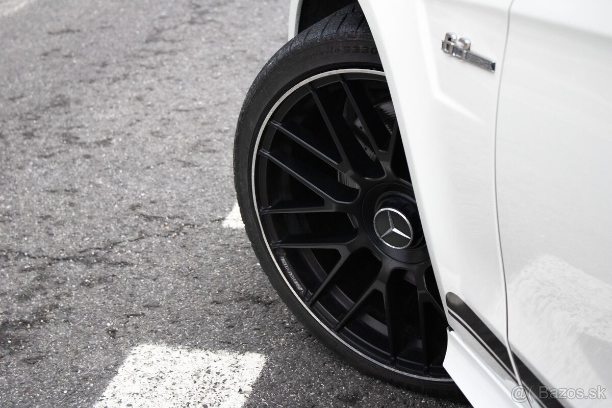 Mercedes-Benz E trieda Sedan E63 AMG - 20
