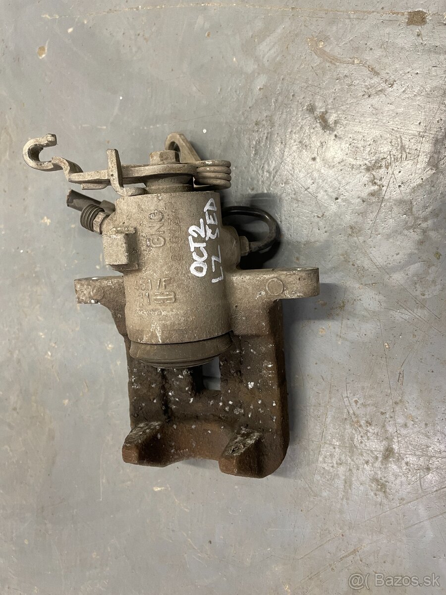 škoda octavia 2 klimakompresor alternator stierače abs - 20