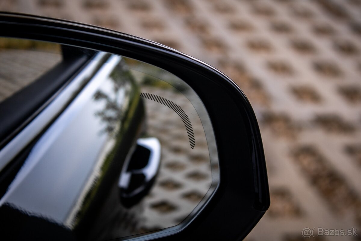 Volvo XC40 P8 TwinMotor AWD 300kw / odpočet DPH - 20