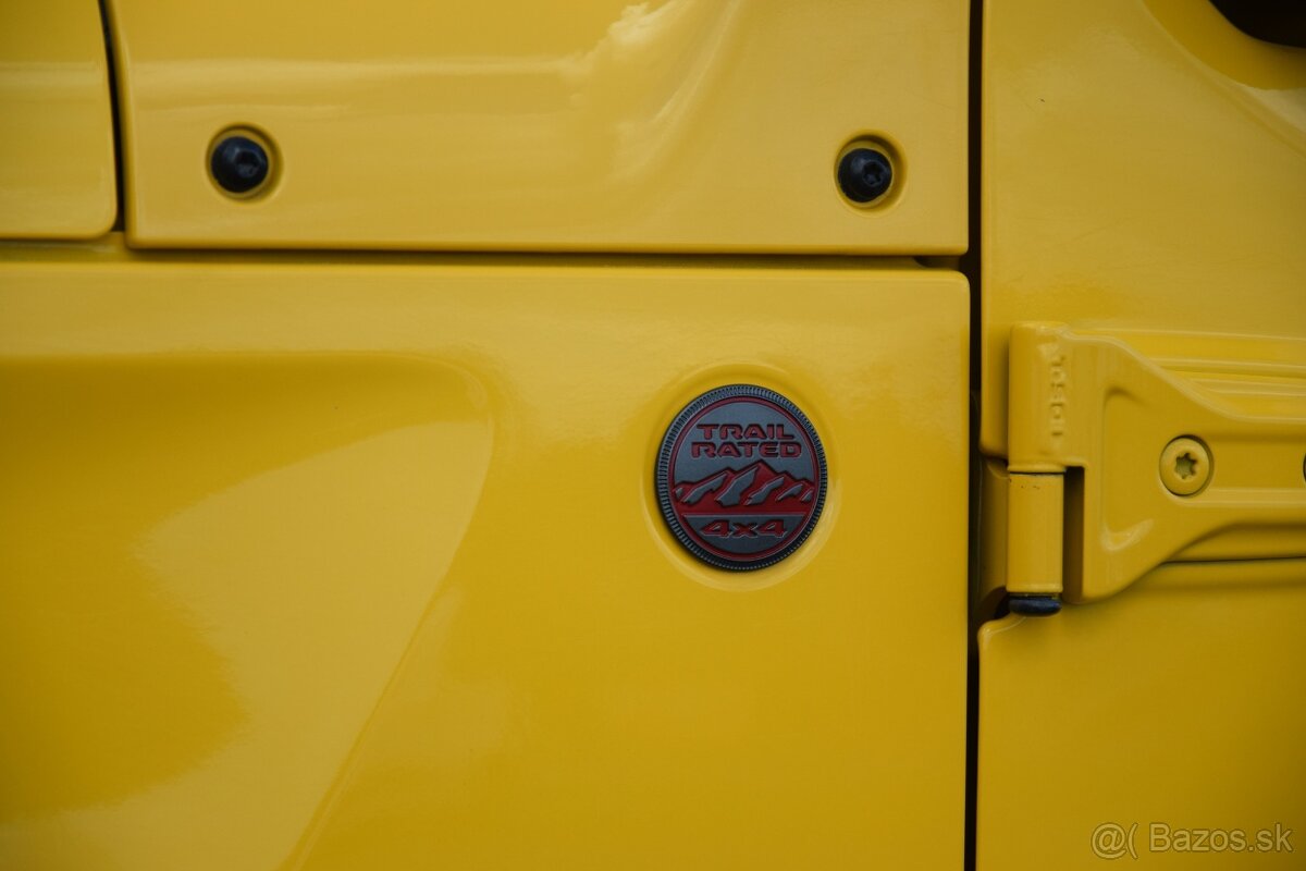 Jeep Wrangler 2.0T 200 kw Rubicon - odpočet DPH - 20