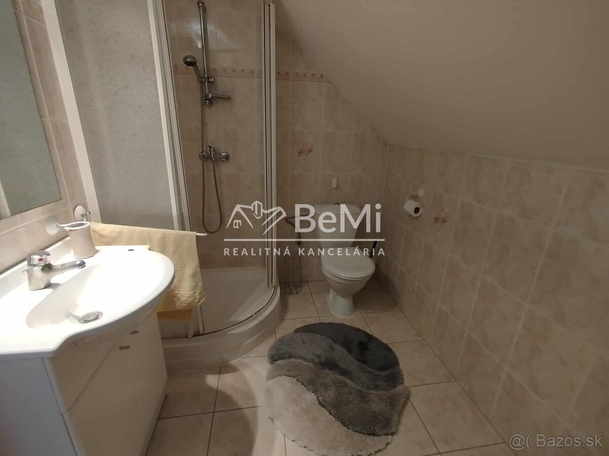 Výnimočný 7 izbový dom v Zbehoch – so saunou a bazénom - 20