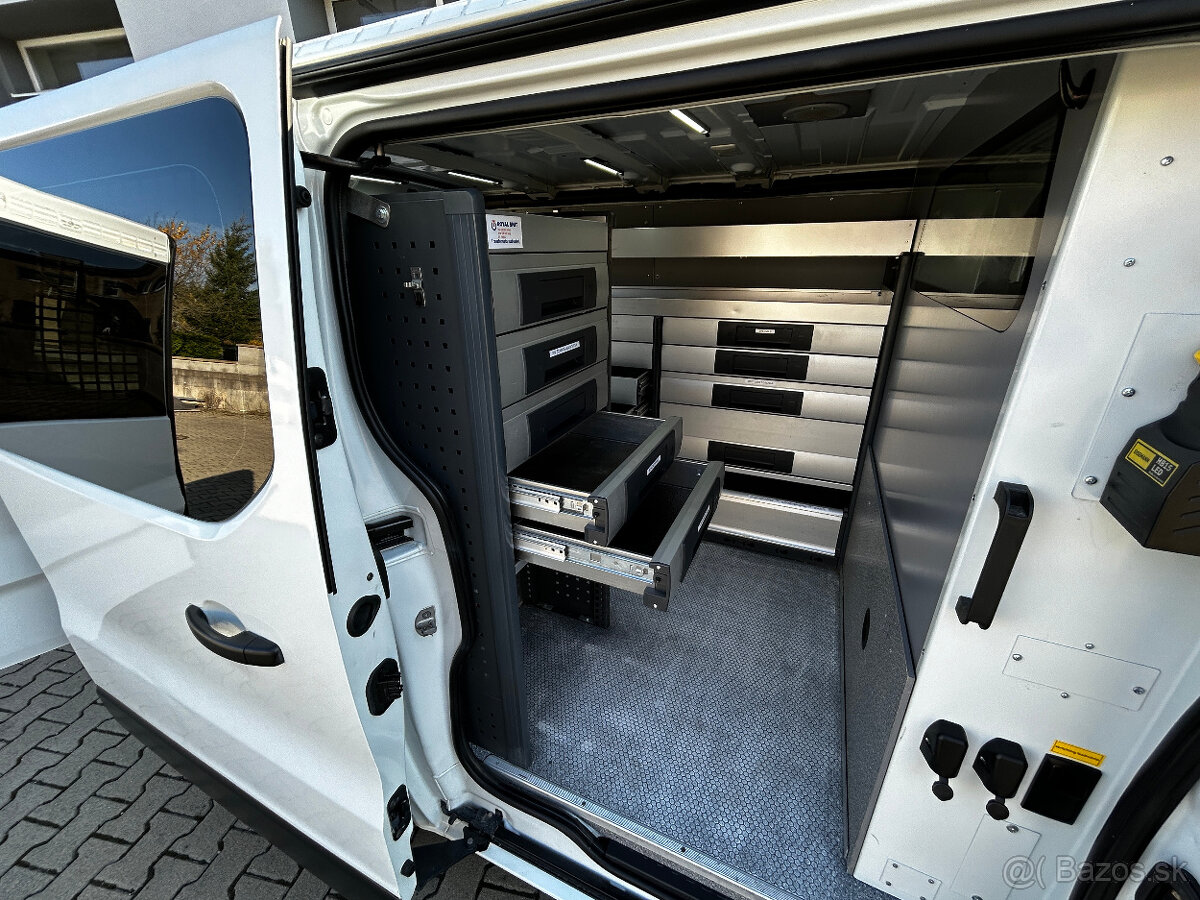 Renault Trafic - regálový systém BOTT, odpočet DPH - 20