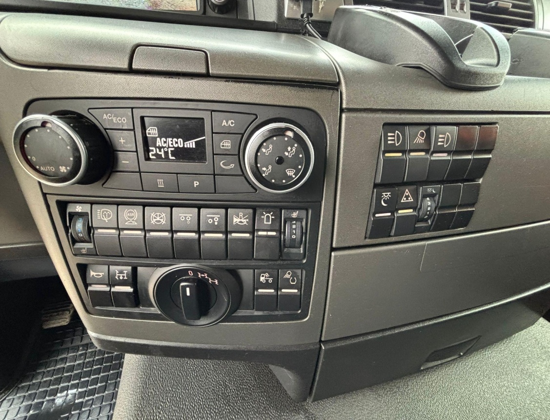 MAN TGS 35.480 8x4H E6 - odtahovka - 20