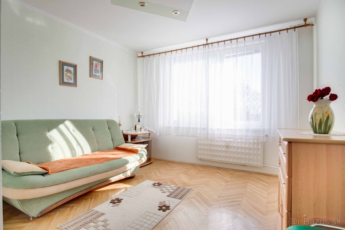 Veľký 3-izbový byt s 2 balkónmi na ul. Nábrežná, Nové Zámky - 20