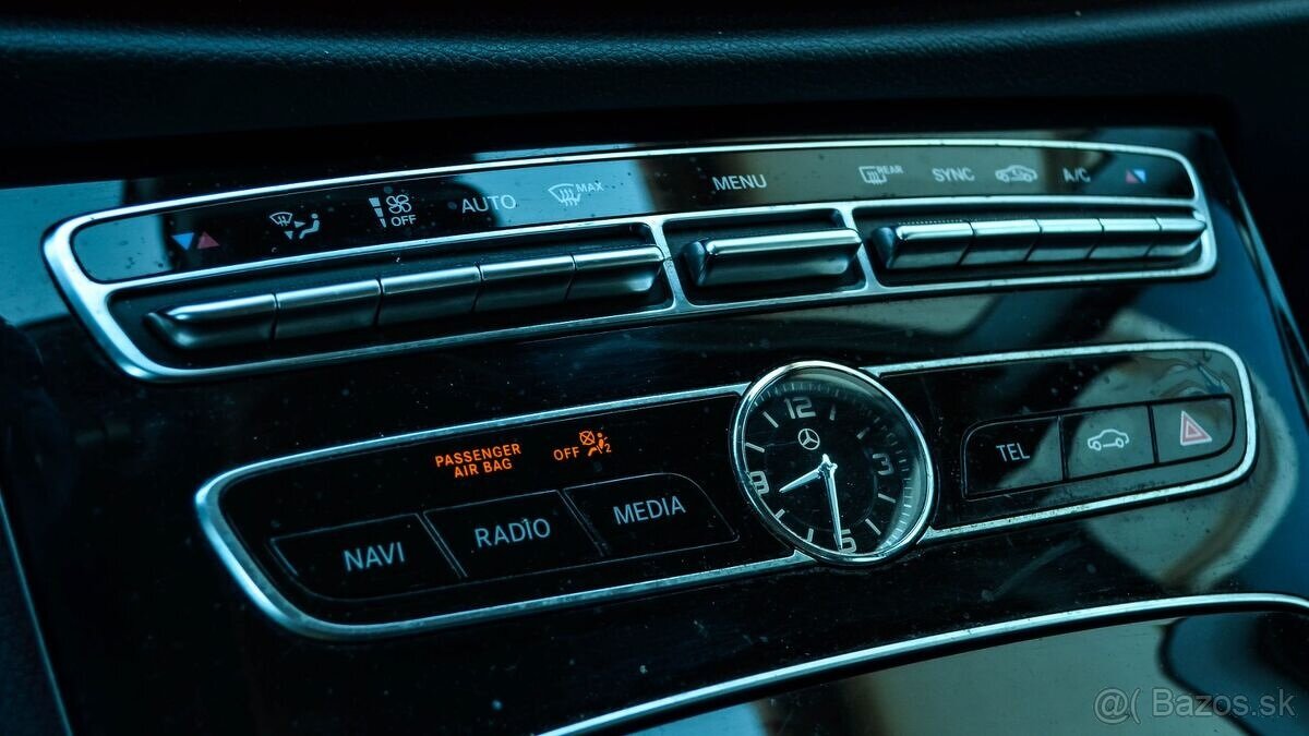 Mercedes-Benz E trieda Kombi 220 d A/T - 20