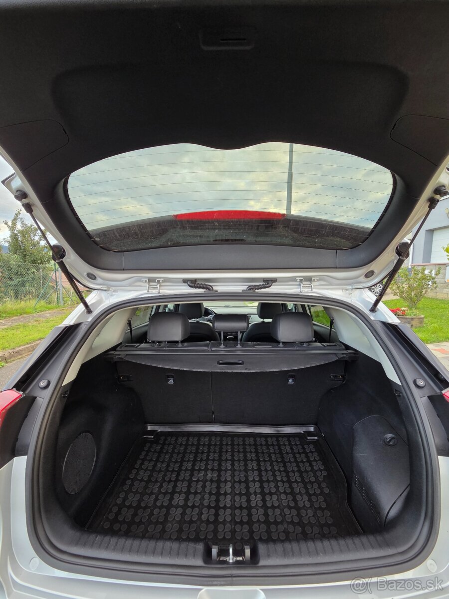 Kia Niro 1.6 GDI Automat - 20