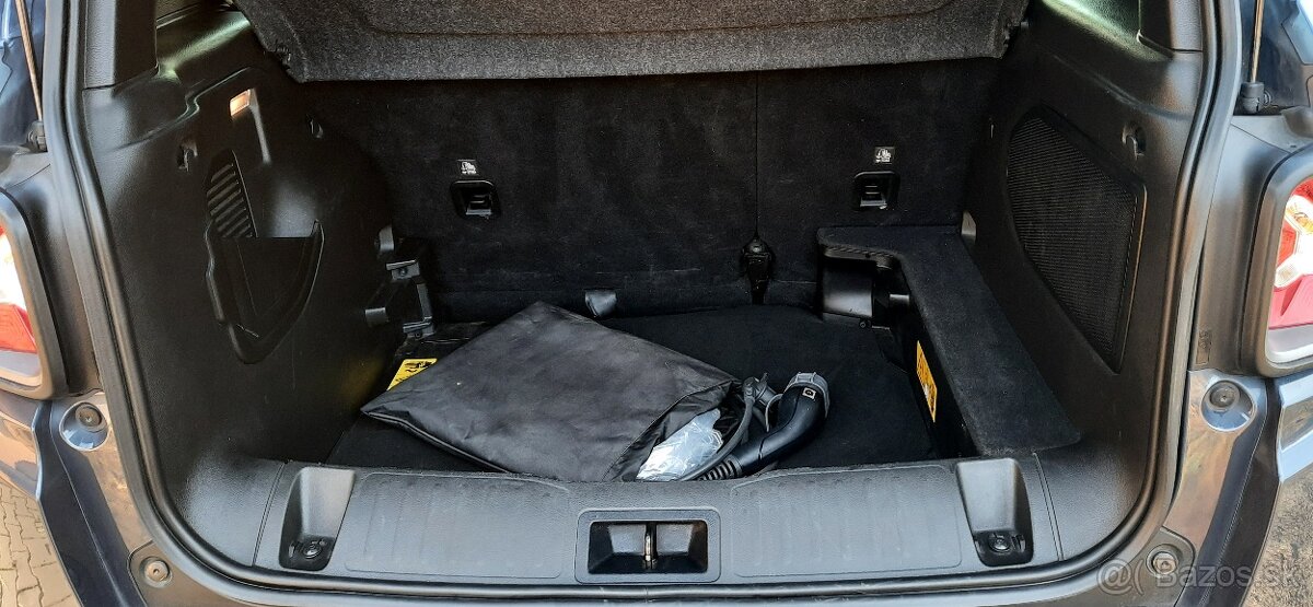 Predám Jeep Renegade 1.3 Turbo PHEV Limited - 20