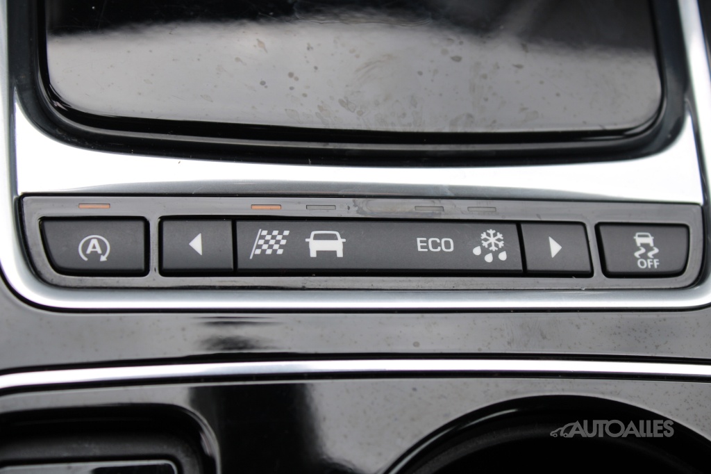 Jaguar XE 2,0 D 120 kW, odpočet DPH - 20