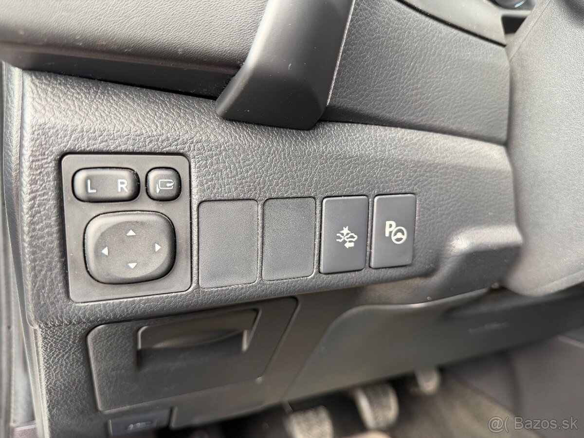 Toyota Auris 1.6 benzín 97kW Active Trend Plus - 20